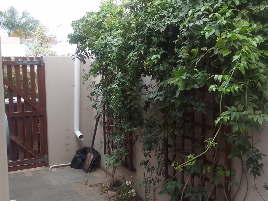 To Let 3 Bedroom Property for Rent in Parklands Western Cape